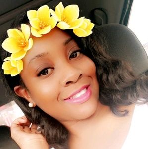 Meet your Posher, Candra